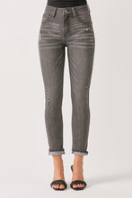 Load image into Gallery viewer, RISEN Guess What? Mid-Rise Distressed Jeans with Pockets