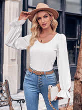 Load image into Gallery viewer, Simple & Chic Blouse