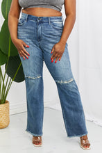 Load image into Gallery viewer, Judy Blue Becka Full Size Mid Rise Straight Jeans
