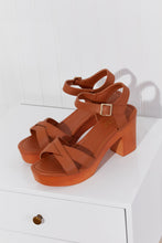 Load image into Gallery viewer, KAYLEEN Live Intentionally Block Heeled Sandals