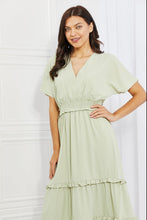 Load image into Gallery viewer, HEYSON Sweet Talk Kimono Sleeve Maxi Dress in Honeydew