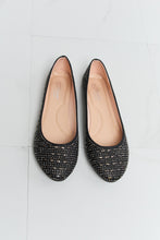 Load image into Gallery viewer, Forever Link Rhinestone Pointed Toe Flats