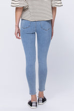 Load image into Gallery viewer, Judy Blue Full Size Mid-Rise Pull-On Skinny Jeans