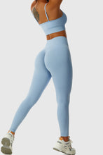 Load image into Gallery viewer, Breathable Sports Bra and Elastic Waistband Leggings Set
