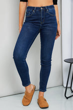 Load image into Gallery viewer, Kancan High-Rise Ankle Jeans with Pockets