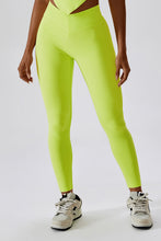 Load image into Gallery viewer, Wide Waistband Slim Fit Back Pocket Sports Leggings