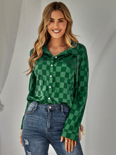Load image into Gallery viewer, Checkered Curved Hem Shirt