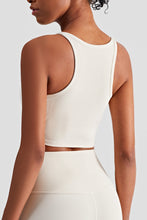 Load image into Gallery viewer, Round Neck Cropped Sports Cami