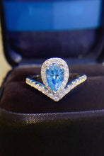 Load image into Gallery viewer, 1 Carat Pear Shape Moissanite Heart Ring