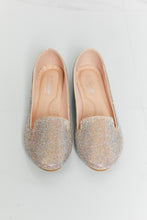 Load image into Gallery viewer, Forever Link Rhinestone Round Toe Flats