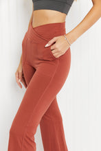 Load image into Gallery viewer, Going the Distance V-Waist Pocket Flared Rae Mode Yoga Pants