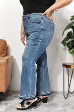 Load image into Gallery viewer, Judy Blue Full Size High Waist Jeans with Pockets