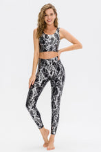 Load image into Gallery viewer, Metallic Snakeskin Print Cropped Yoga Tank