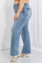 Load image into Gallery viewer, Judy Blue Full Size Rachel Jeans