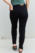 Load image into Gallery viewer, Judy Blue Kenya Full Size Mid Rise Slim Fit Jeans
