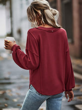 Load image into Gallery viewer, Seam Detail V-Neck Lantern Sleeve Top