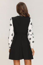 Load image into Gallery viewer, Floral Two-Tone Tie Neck Pleated Dress