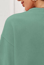 Load image into Gallery viewer, MAMA Leopard Graphic Sweatshirt