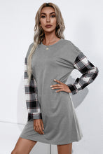 Load image into Gallery viewer, Plaid Sleeve Contrast T-Shirt Dress