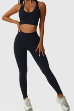 Load image into Gallery viewer, Breathable Sports Bra and Elastic Waistband Leggings Set