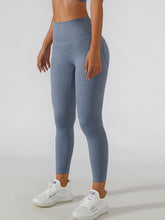 Load image into Gallery viewer, Elastic Waistband Cropped Sports Leggings