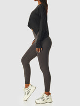 Load image into Gallery viewer, High-Low Slit Sports Top