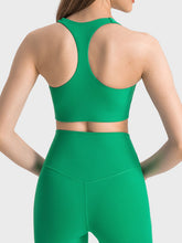 Load image into Gallery viewer, Scoop Neck Sports Bra