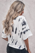 Load image into Gallery viewer, Tie-dye Crop Top