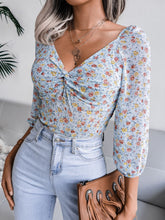 Load image into Gallery viewer, Floral Twist Front Puff Sleeve Top