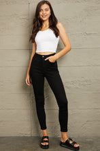 Load image into Gallery viewer, Judy Blue Full Size Tummy Control High Waisted Classic Skinny Jeans