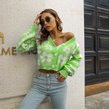 Load image into Gallery viewer, Floral Button Down Cropped Cardigan