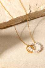 Load image into Gallery viewer, Pearl Hoop Link Pendant Necklace