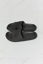 Load image into Gallery viewer, MMShoes Arms Around Me Open Toe Slide in Black