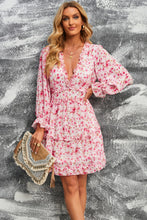 Load image into Gallery viewer, Floral Frill Trim Plunge Flounce Sleeve Dress