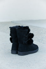 Load image into Gallery viewer, Forever Link Pom-Pom Faux Fur Snow Boots