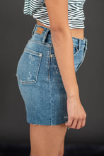 Load image into Gallery viewer, Judy Blue Elena Full Size High-Waist Cutoff Shorts
