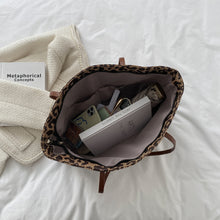 Load image into Gallery viewer, PU Leather Leopard Tote Bag
