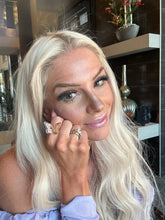 Load image into Gallery viewer, 8756 Beautiful Butterfly Ring Gold/Size 7
