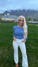Load image into Gallery viewer, SNEAK PEAK Full Size High Rise Flare Jeans
