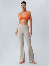 Load image into Gallery viewer, Twisted Halter Neck Active Bra
