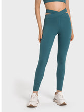 Load image into Gallery viewer, 7255 Crisscross Cutout Sports Leggings
