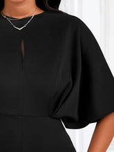 Load image into Gallery viewer, Plus Size Ruched Round Neck Half Sleeve Blouse
