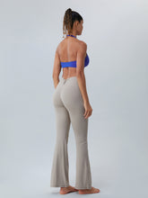 Load image into Gallery viewer, Twisted Halter Neck Active Bra
