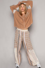 Load image into Gallery viewer, POL V-Neck Lace Balloon Sleeve Exposed Seam Top
