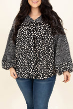 Load image into Gallery viewer, Plus Size Animal Print Balloon Sleeve Blouse
