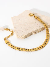 Load image into Gallery viewer, Thick Curb Stainless Steel Chain Bracelet with Pearl
