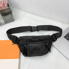Load image into Gallery viewer, Checkered Adjustable Strap Nylon Crossbody Bag
