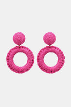 Load image into Gallery viewer, Round Shape Raffia Grass Dangle Earrings
