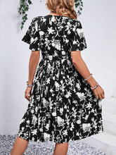 Load image into Gallery viewer, Printed Round Neck Short Sleeve Dress
