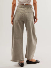Load image into Gallery viewer, Raw Hem Wide Leg Jeans with Pockets
